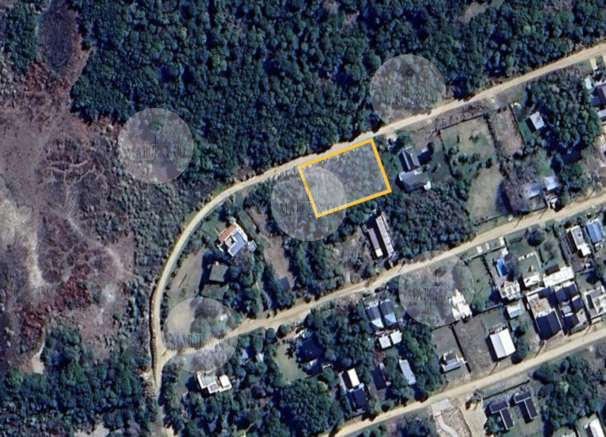 Terreno ID.2609 - TERRENO EN VENTA EN LA JUANITA 1350m