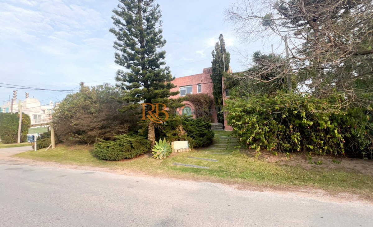 Casa ID.75 - CASA EN VENTA DE 5 DORM EN LA BARRA A 250 MTS DEL MAR