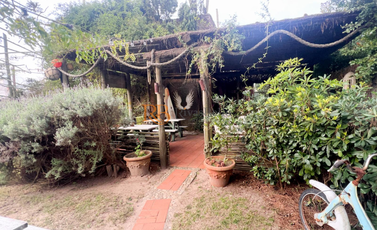 Casa ID.75 - CASA EN VENTA DE 5 DORM EN LA BARRA A 250 MTS DEL MAR