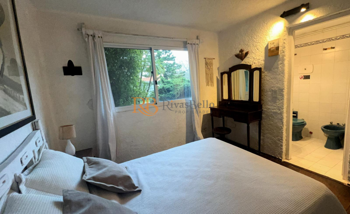 Casa ID.75 - CASA EN VENTA DE 5 DORM EN LA BARRA A 250 MTS DEL MAR