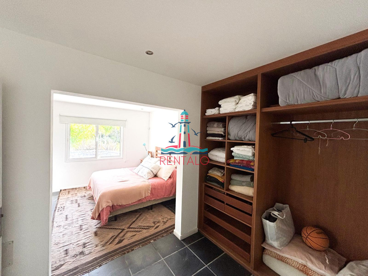 Casa ID.234 - Casa en venta en Punta del Este 4 dormitorios