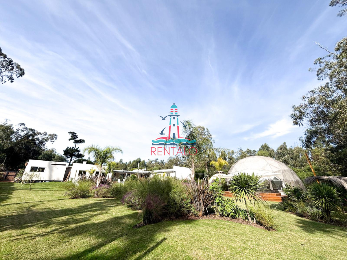 Casa ID.234 - Casa en venta en Punta del Este 4 dormitorios