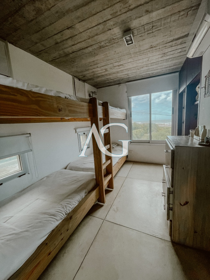 Casa ID.235 - CASA FRENTE AL MAR EN EL CHORRO EN VENTA