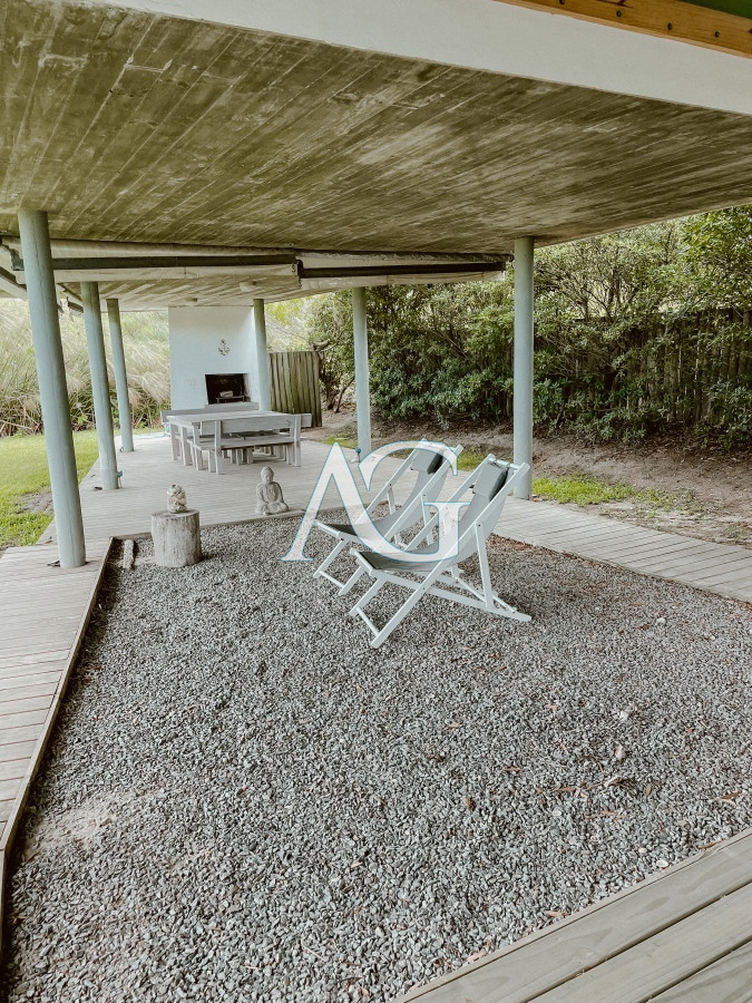 Casa ID.235 - CASA FRENTE AL MAR EN EL CHORRO EN VENTA