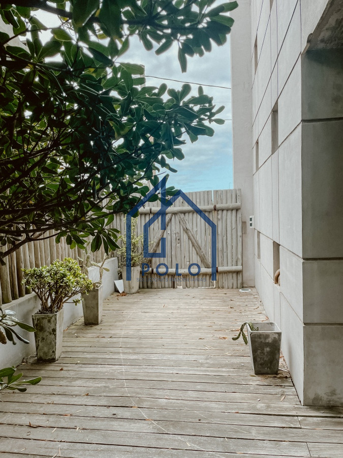 Casa ID.154 - CASA FRENTE AL MAR EN EL CHORRO EN VENTA