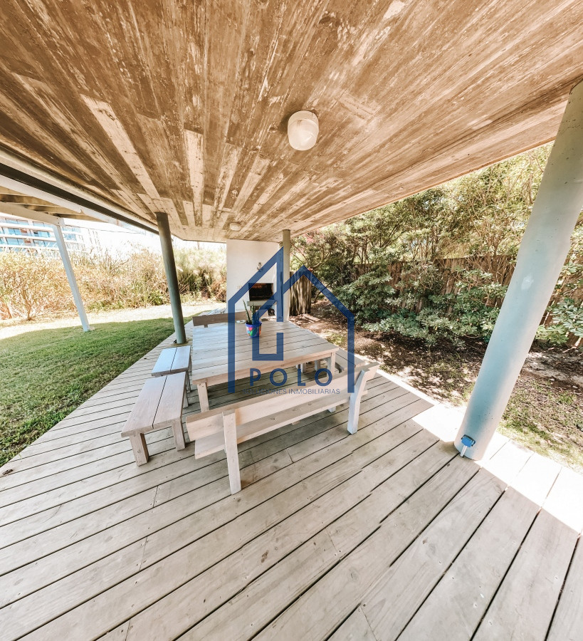 Casa ID.154 - CASA FRENTE AL MAR EN EL CHORRO EN VENTA