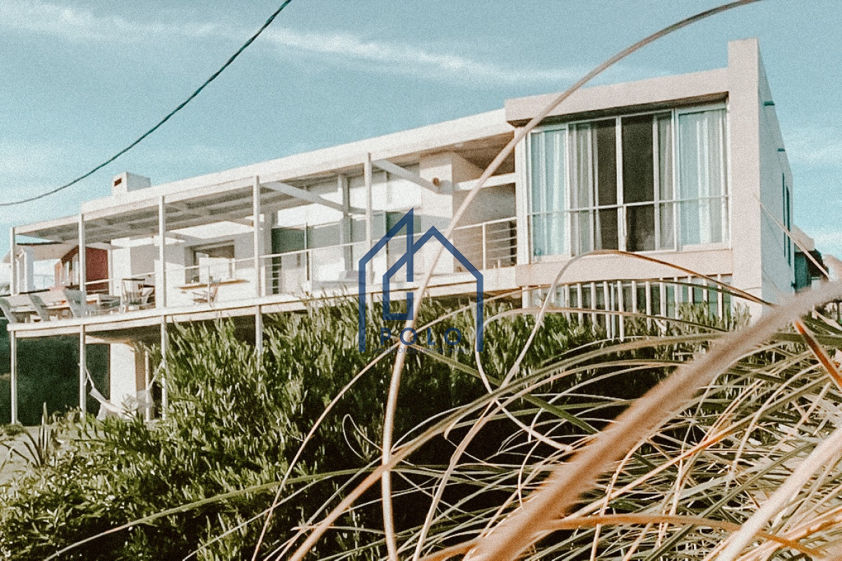 Casa ID.154 - CASA FRENTE AL MAR EN EL CHORRO EN VENTA