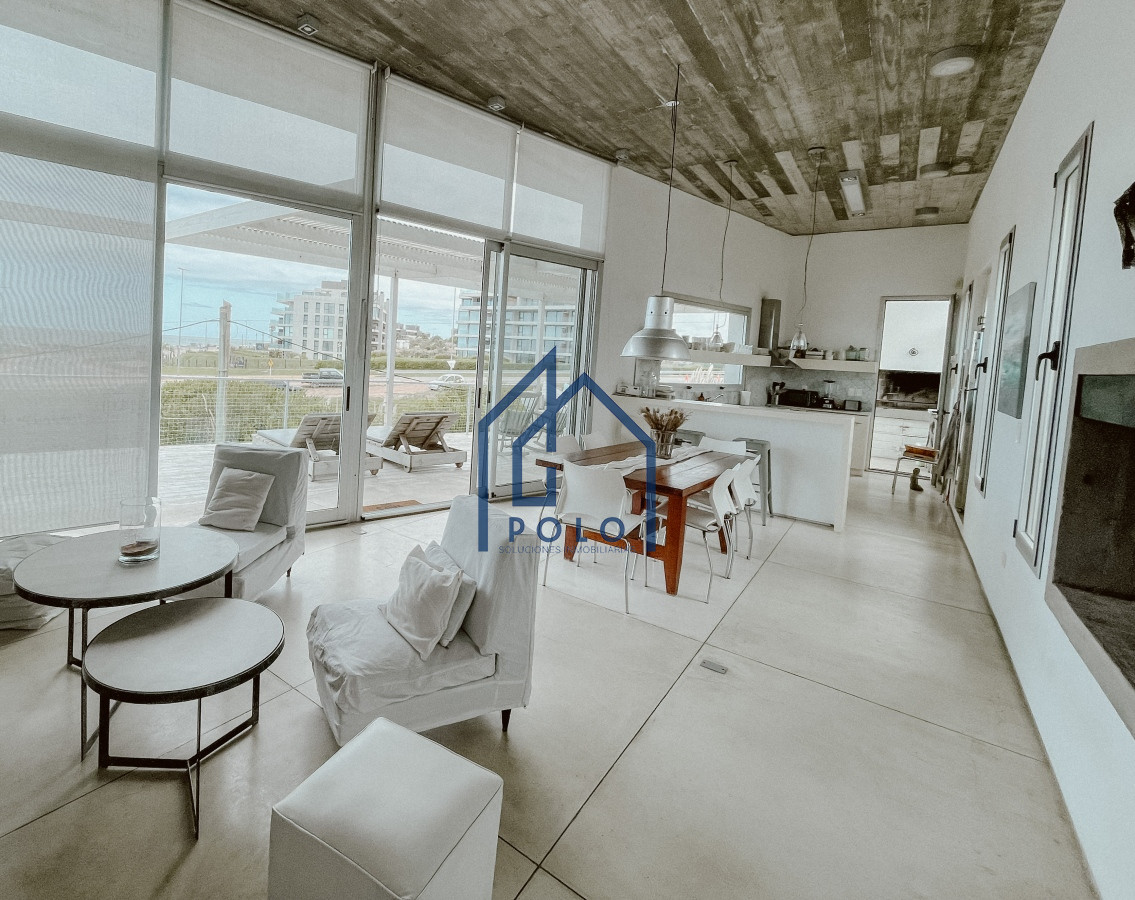 Casa ID.154 - CASA FRENTE AL MAR EN EL CHORRO EN VENTA