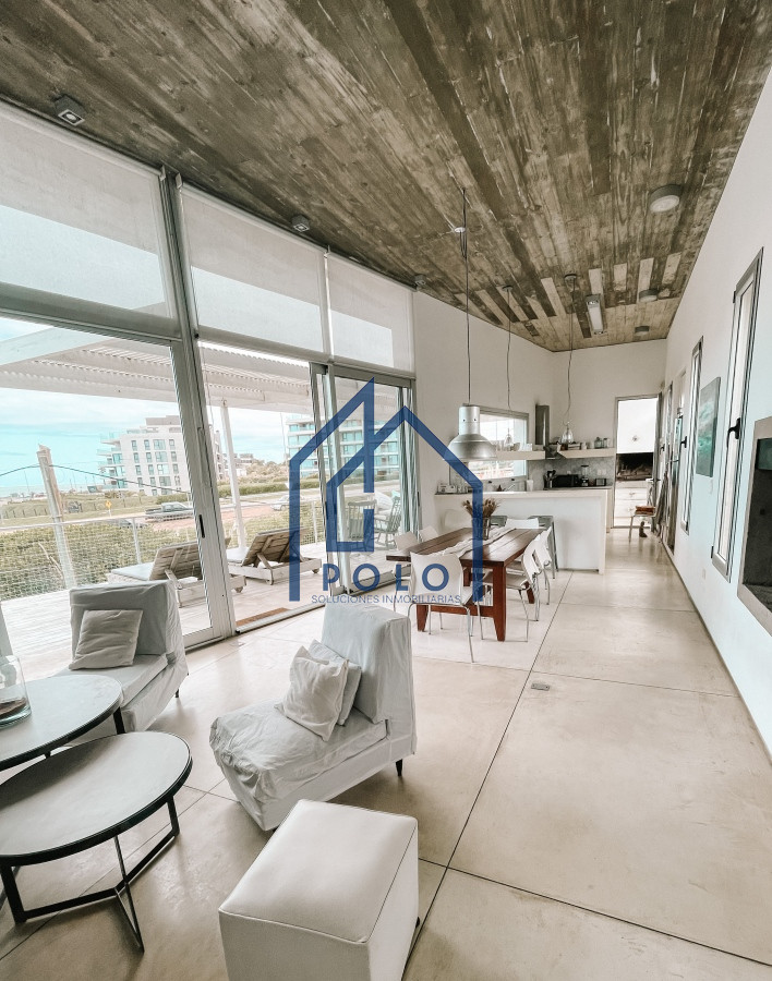 Casa ID.154 - CASA FRENTE AL MAR EN EL CHORRO EN VENTA