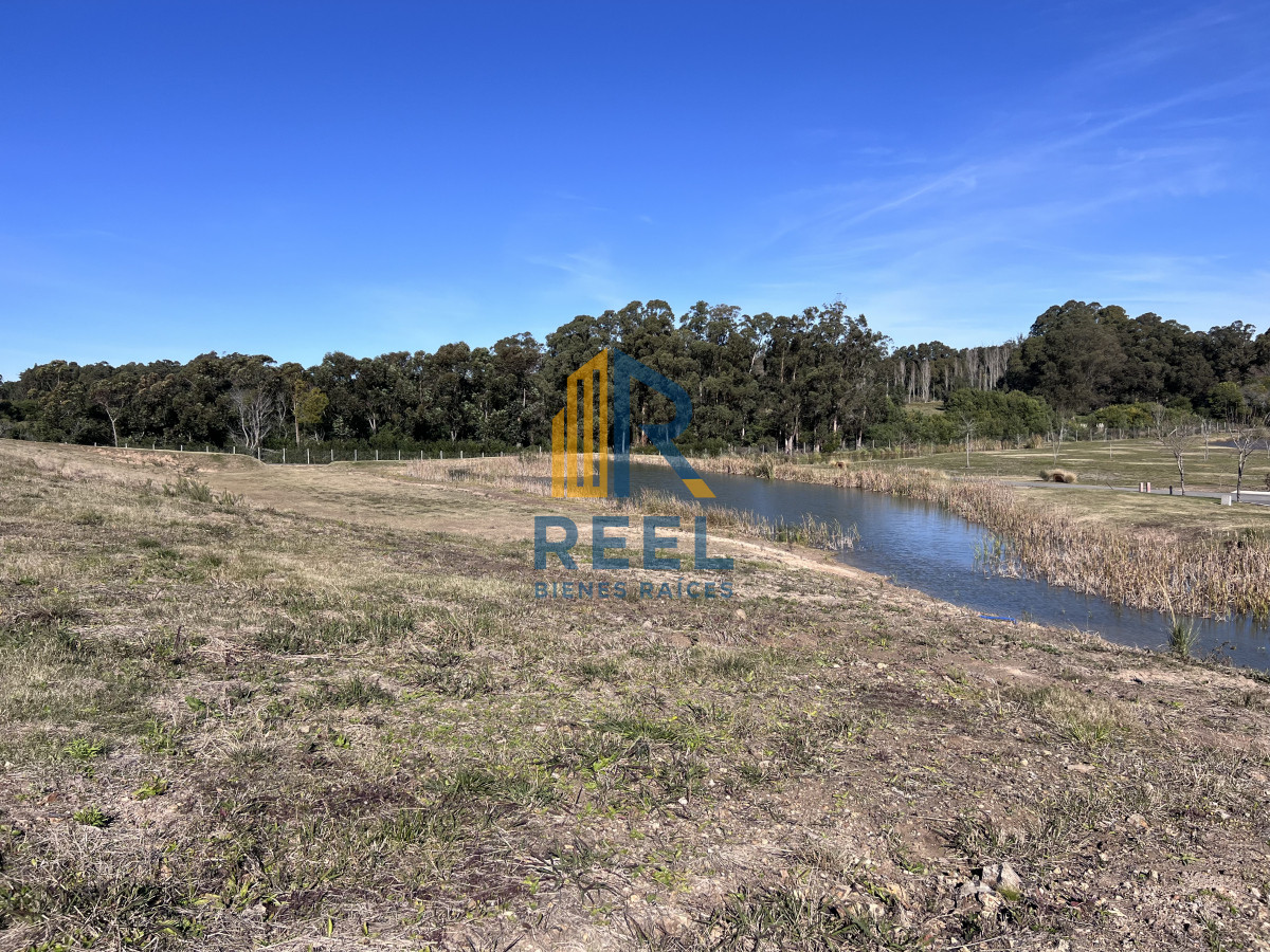 Terreno ID.285 - Terreno en venta Pueblo mio, elevado y con laguna propia