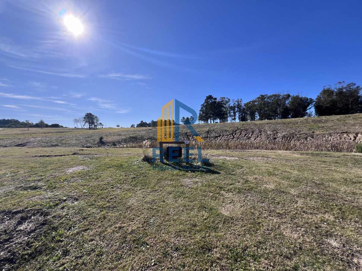 Terreno ID.285 - Terreno en venta Pueblo mio, elevado y con laguna propia