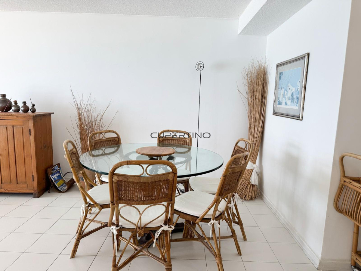 Apartamento ID.2492 - TORRE CRISTAL, PRIMERA LINEA AL MAR 
