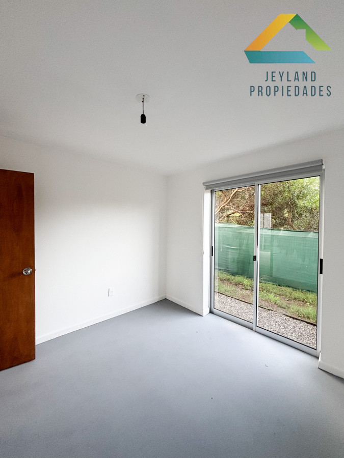 Apartamento ID.114 - Apartamento en VENTA en Jardines de Lussich, Maldonado. OPORTUNIDAD, con posibilidad de financiación propia