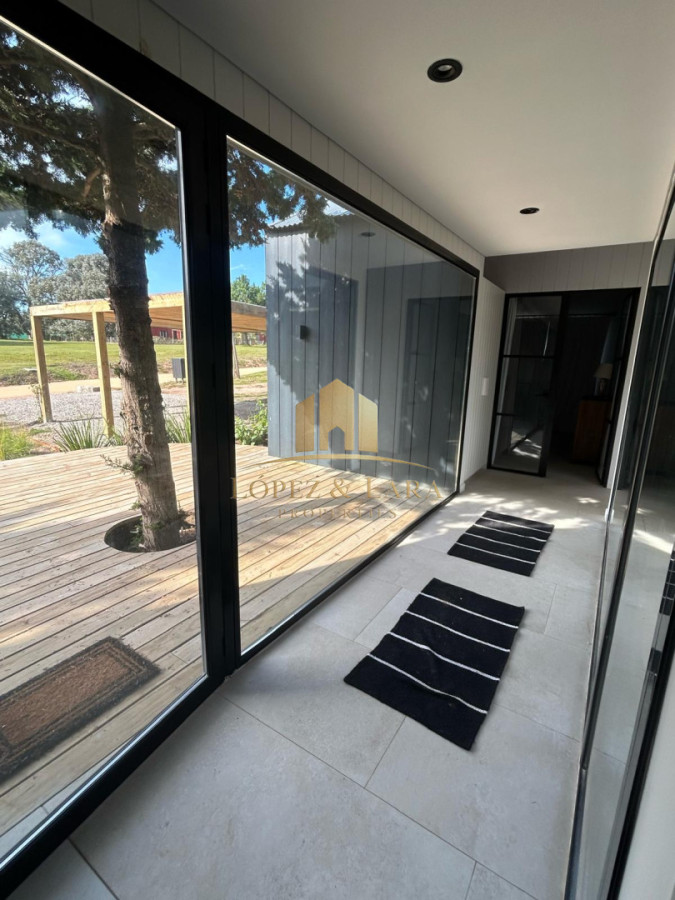 Casa ID.323 - CASA A ESTRENAR