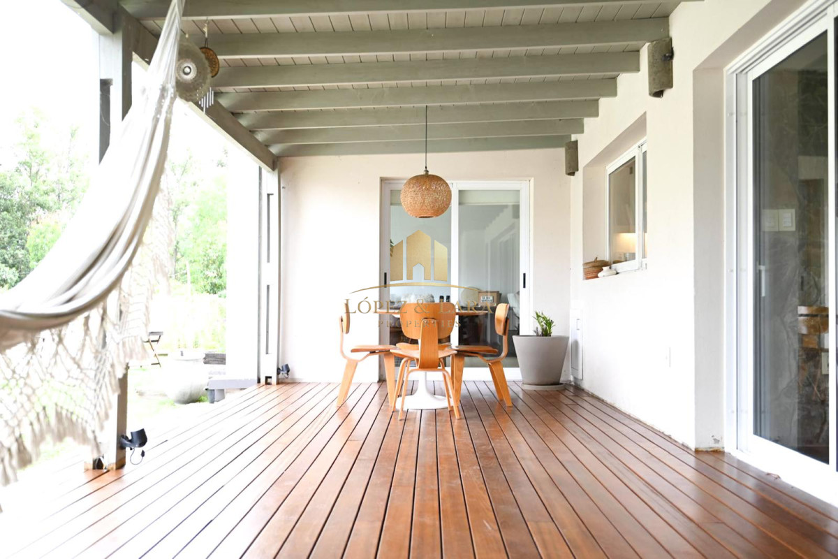Casa ID.4 - PROPIEDAD UNICA