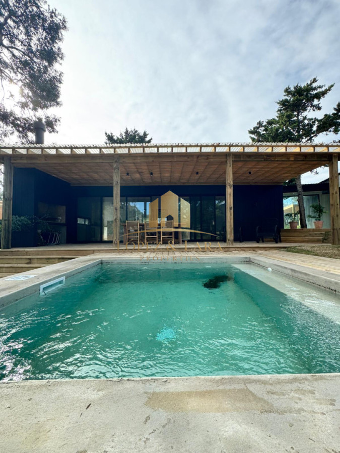 Casa ID.323 - CASA A ESTRENAR