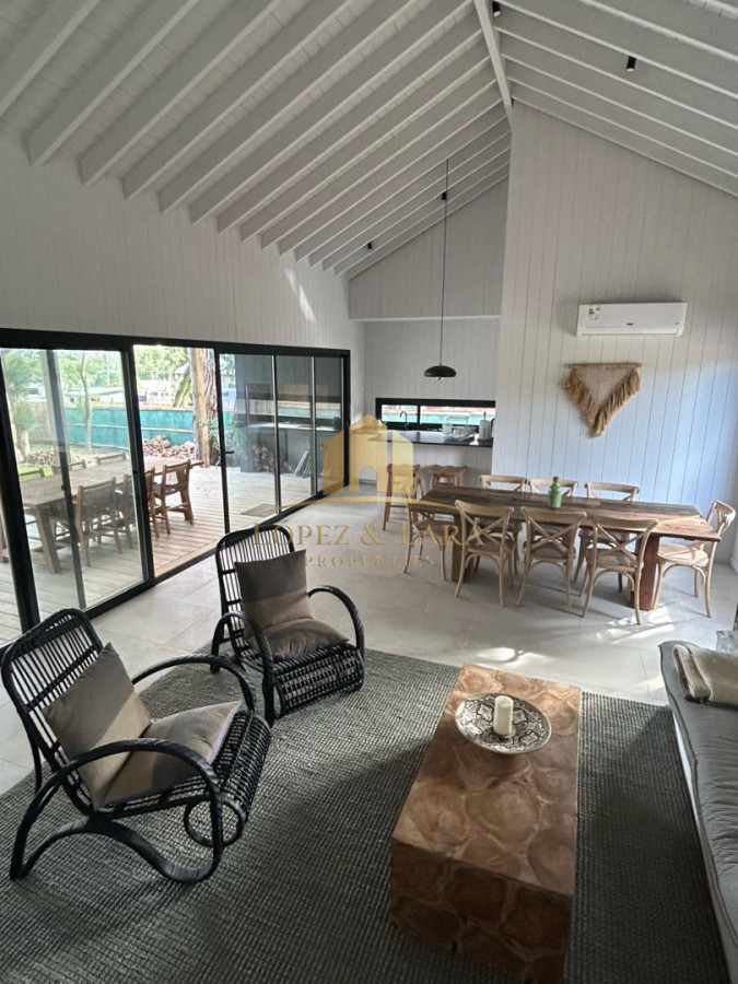 Casa ID.323 - CASA A ESTRENAR