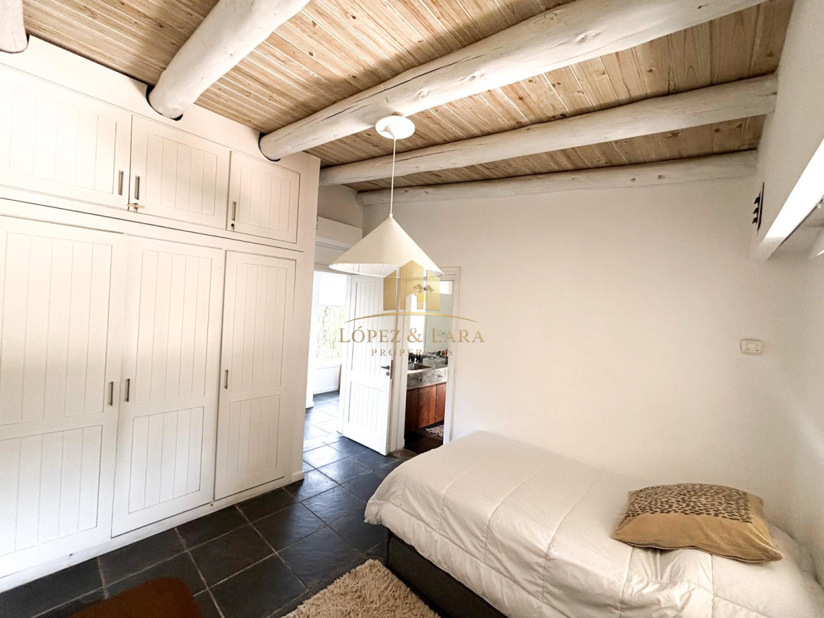 Casa ID.4 - PROPIEDAD UNICA