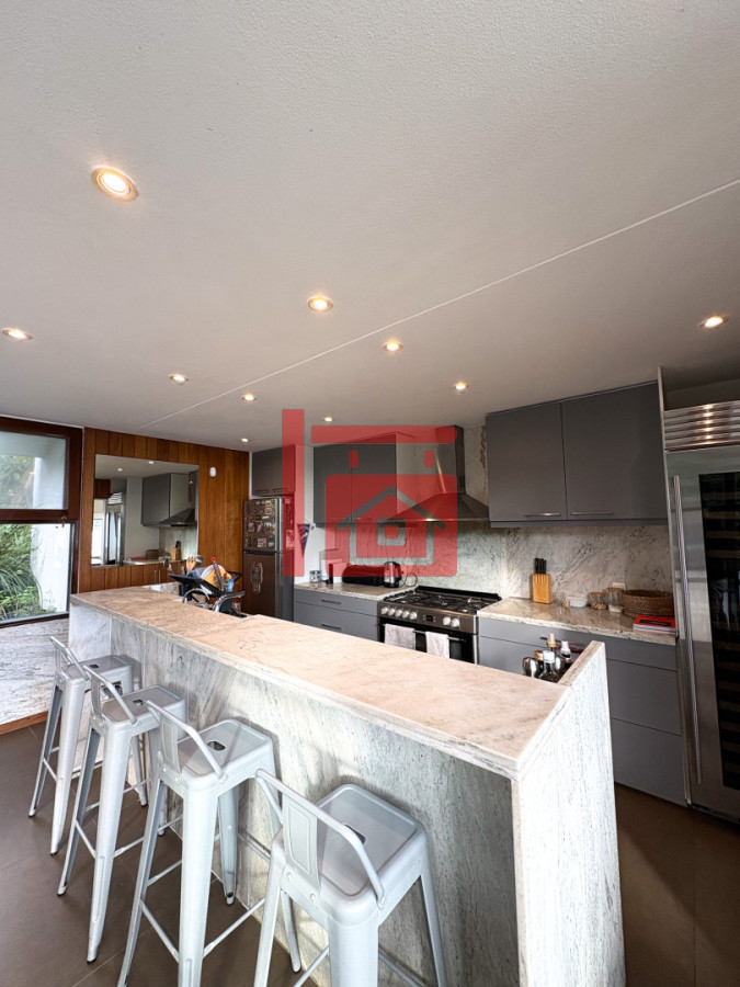 Casa ID.932 - CASA EN VENTA PRIMERA LINEA AL ARROYO DE LA BARRA
