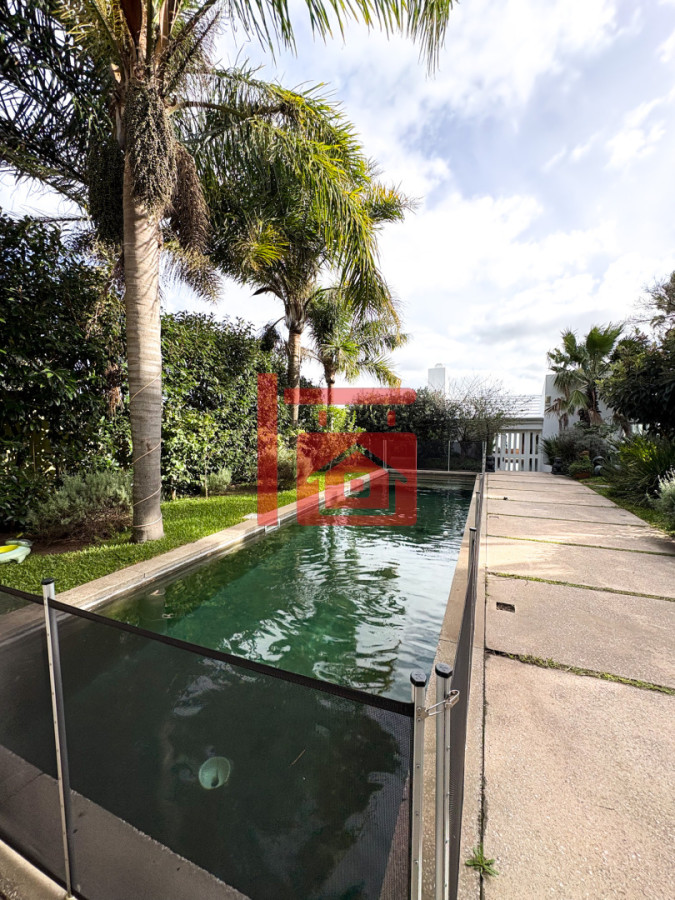 Casa ID.932 - CASA EN VENTA PRIMERA LINEA AL ARROYO DE LA BARRA