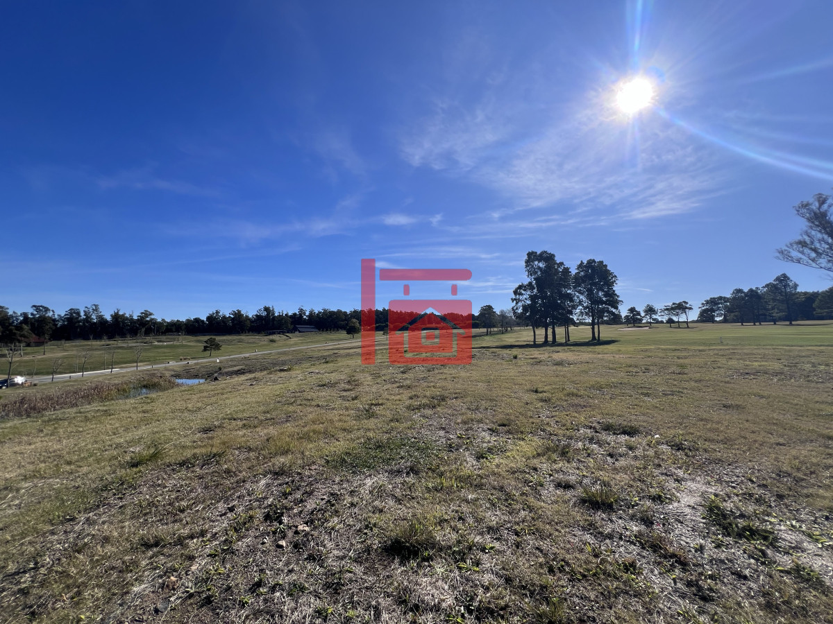 Terreno ID.734 - Terreno en venta Pueblo mio, elevado y con laguna propia