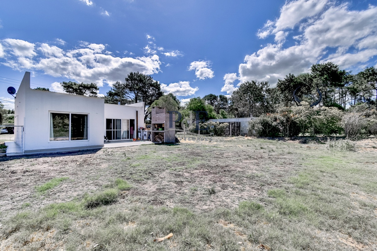 Casa a Estrenar en La Barra a 200 mt2 de medialunas calentitas - Imagen 10