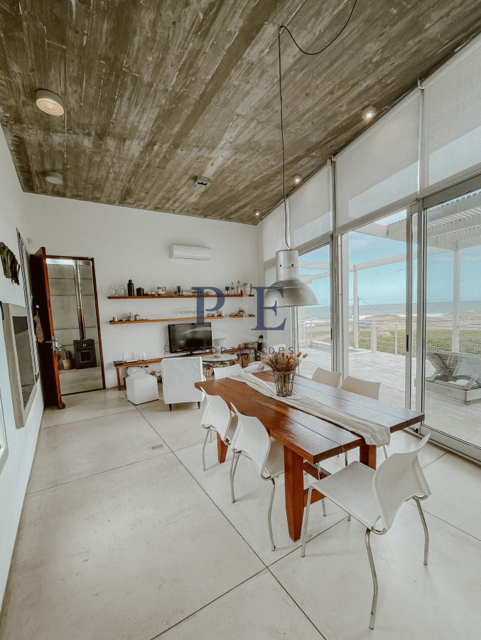 CASA FRENTE AL MAR EN EL CHORRO EN VENTA - Imagen 52