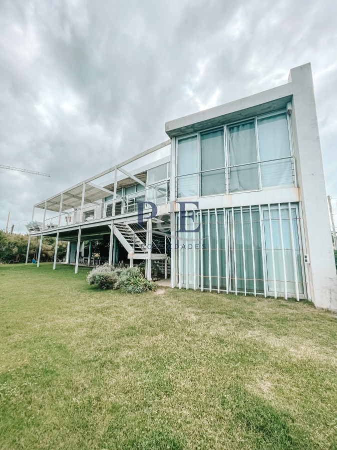 CASA FRENTE AL MAR EN EL CHORRO EN VENTA - Imagen 39