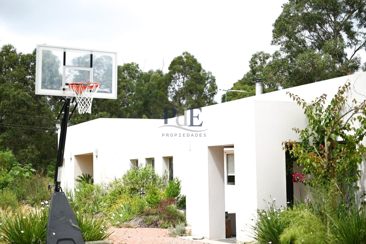 Casa 4 dorm y 4 baños, muy bien equipada. Espacio de eventos. - Imagen 50