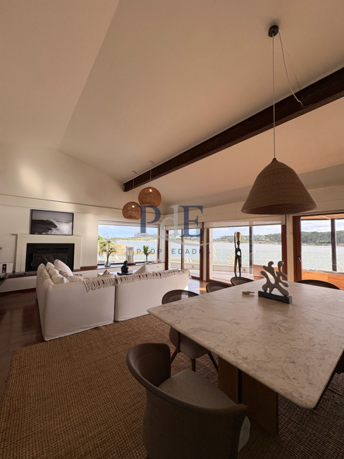 Casa en La Barra, La Barra. 6 dormitorios, terreno de 1055 m² - Imagen 3