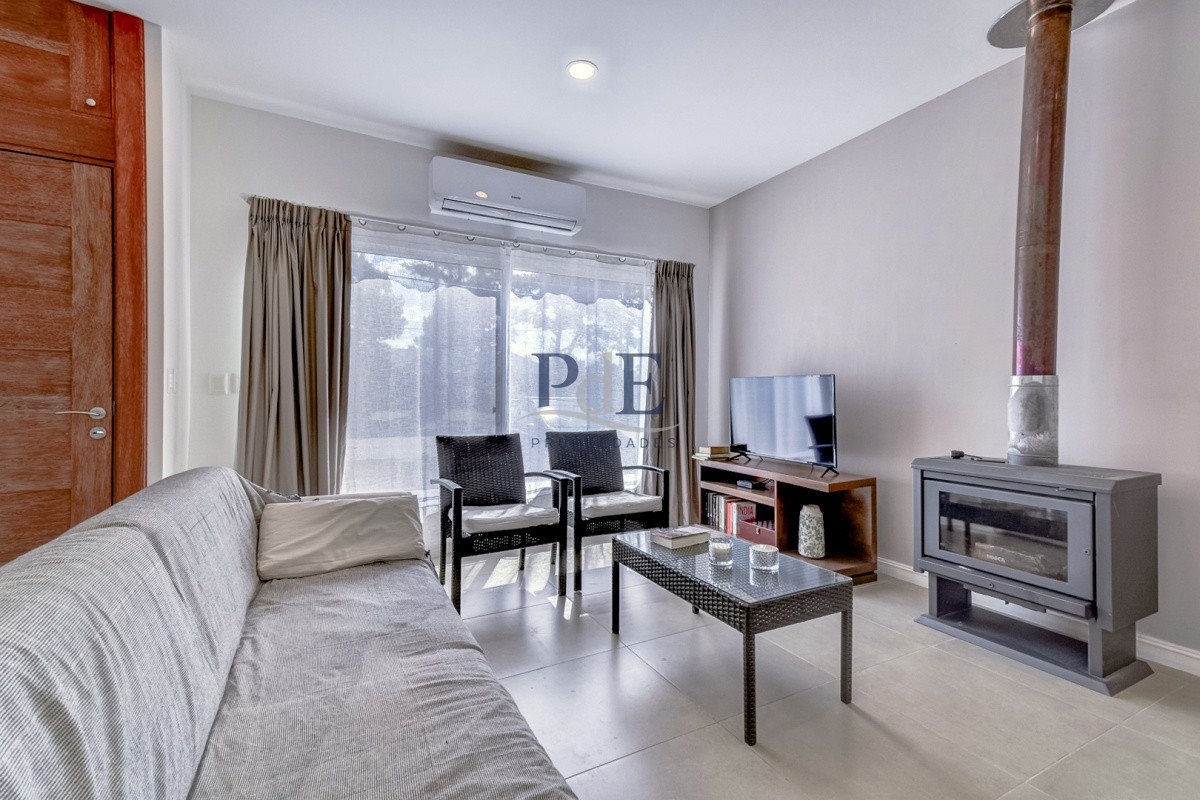 Casa a Estrenar en La Barra a 200 mt2 de medialunas calentitas