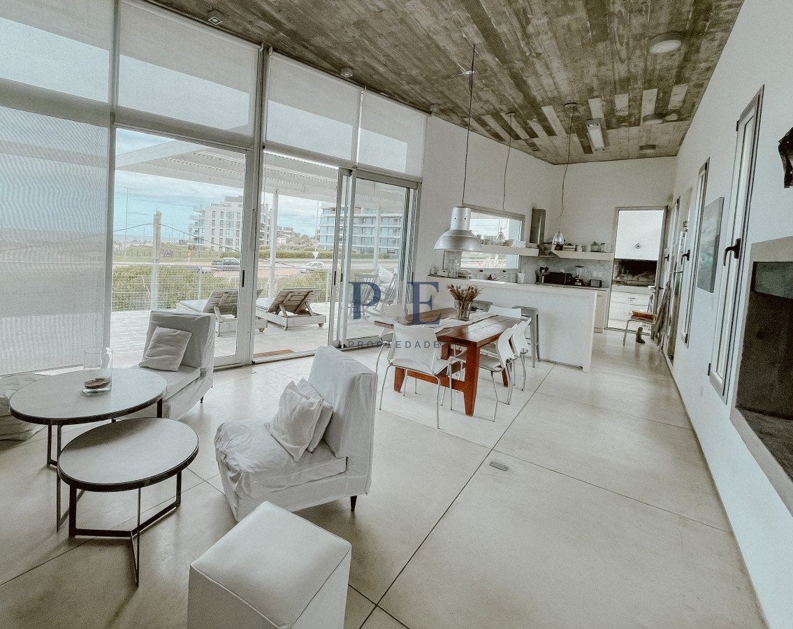 CASA FRENTE AL MAR EN EL CHORRO EN VENTA - Imagen 48