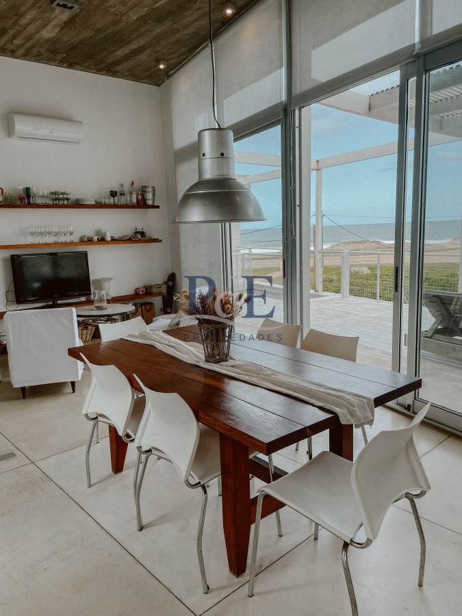 CASA FRENTE AL MAR EN EL CHORRO EN VENTA - Imagen 53