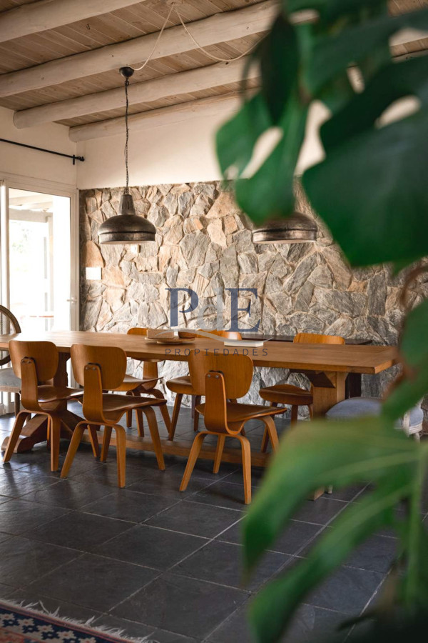 Casa 4 dorm y 4 baños, muy bien equipada. Espacio de eventos. - Imagen 12