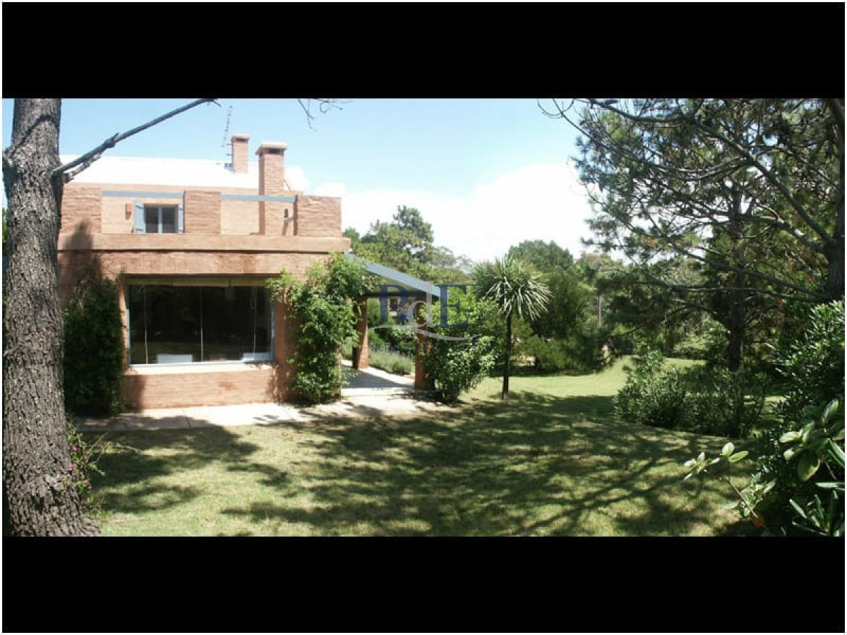Casa en La Barra, La Barra. 4 dormitorios, terreno de 680 m² - Imagen 4