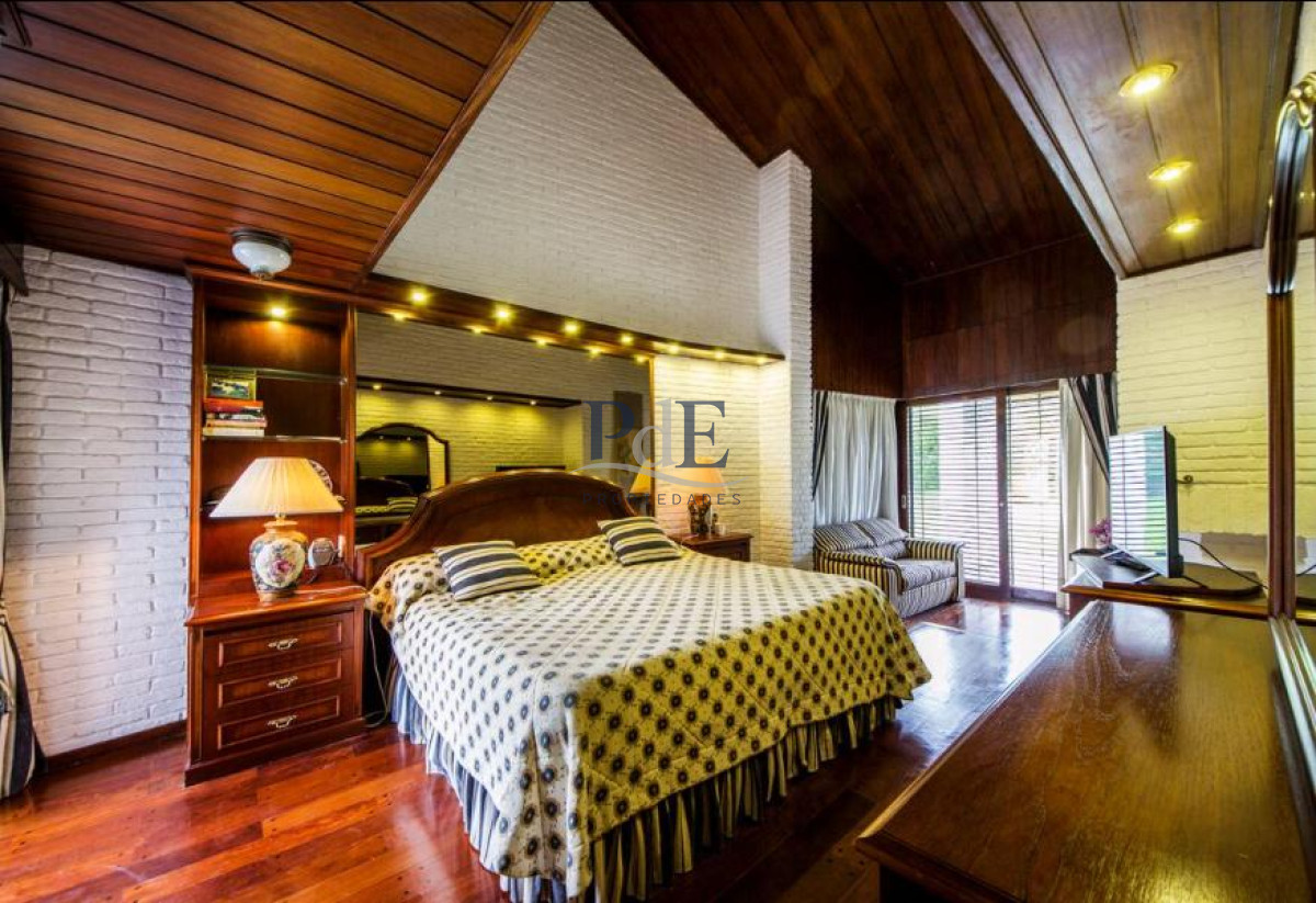 Espectacular residencia, en Playa Mansa. Punta del Este. - Imagen 2