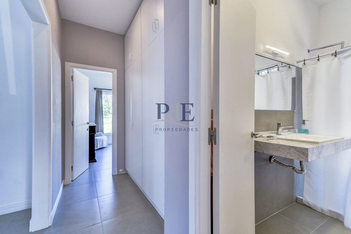 Casa a Estrenar en La Barra a 200 mt2 de medialunas calentitas - Imagen 20