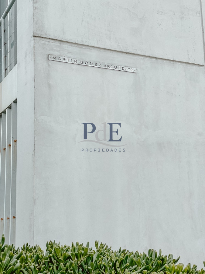 CASA FRENTE AL MAR EN EL CHORRO EN VENTA - Imagen 40