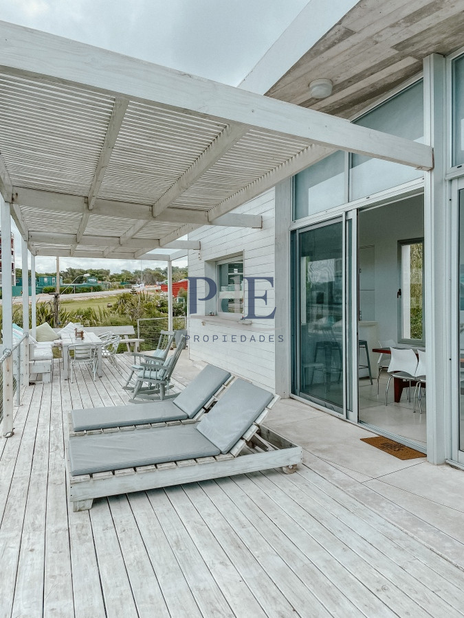 CASA FRENTE AL MAR EN EL CHORRO EN VENTA - Imagen 49