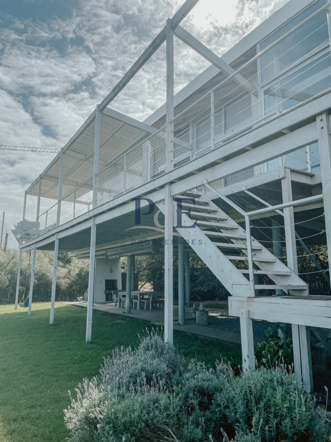 CASA FRENTE AL MAR EN EL CHORRO EN VENTA - Imagen 59