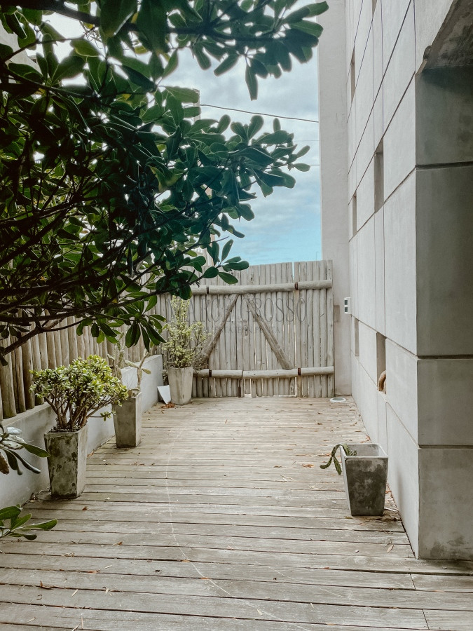 Casa ID.10 - CASA FRENTE AL MAR EN EL CHORRO EN VENTA