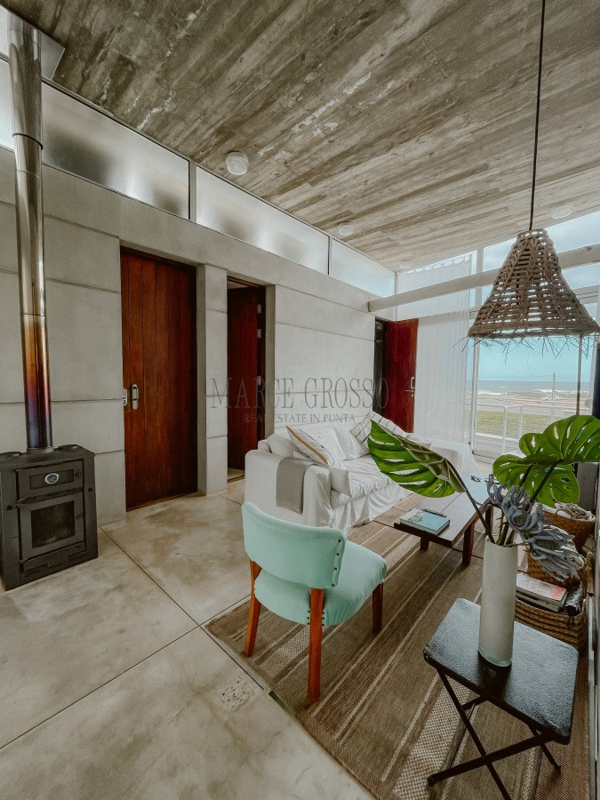 Casa ID.10 - CASA FRENTE AL MAR EN EL CHORRO EN VENTA