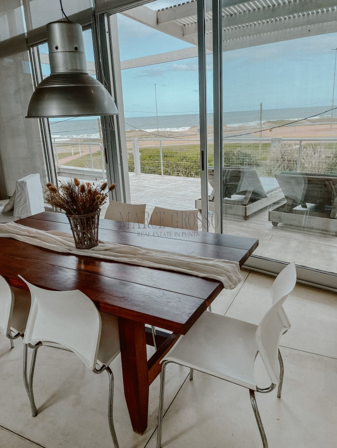 Casa ID.10 - CASA FRENTE AL MAR EN EL CHORRO EN VENTA