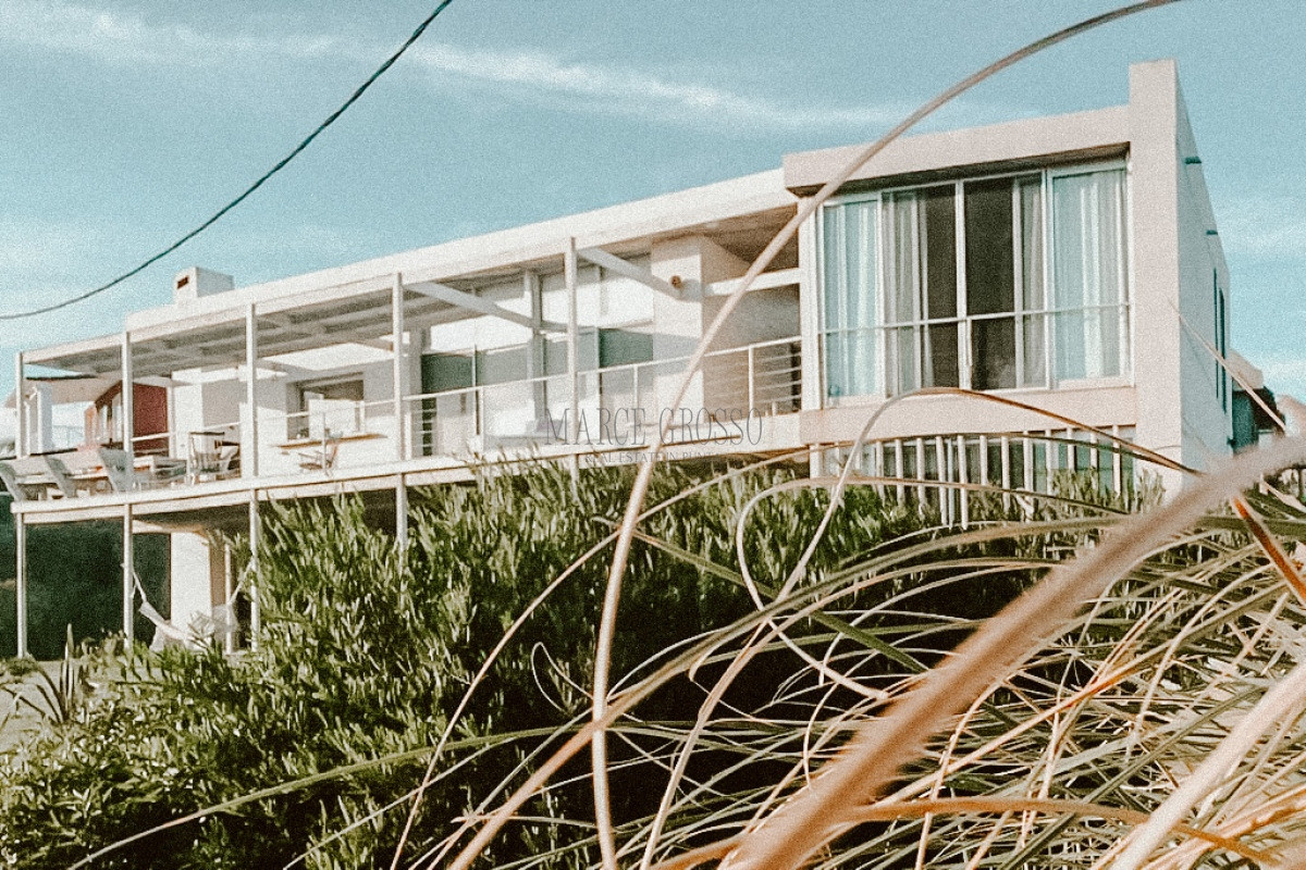 Casa ID.10 - CASA FRENTE AL MAR EN EL CHORRO EN VENTA