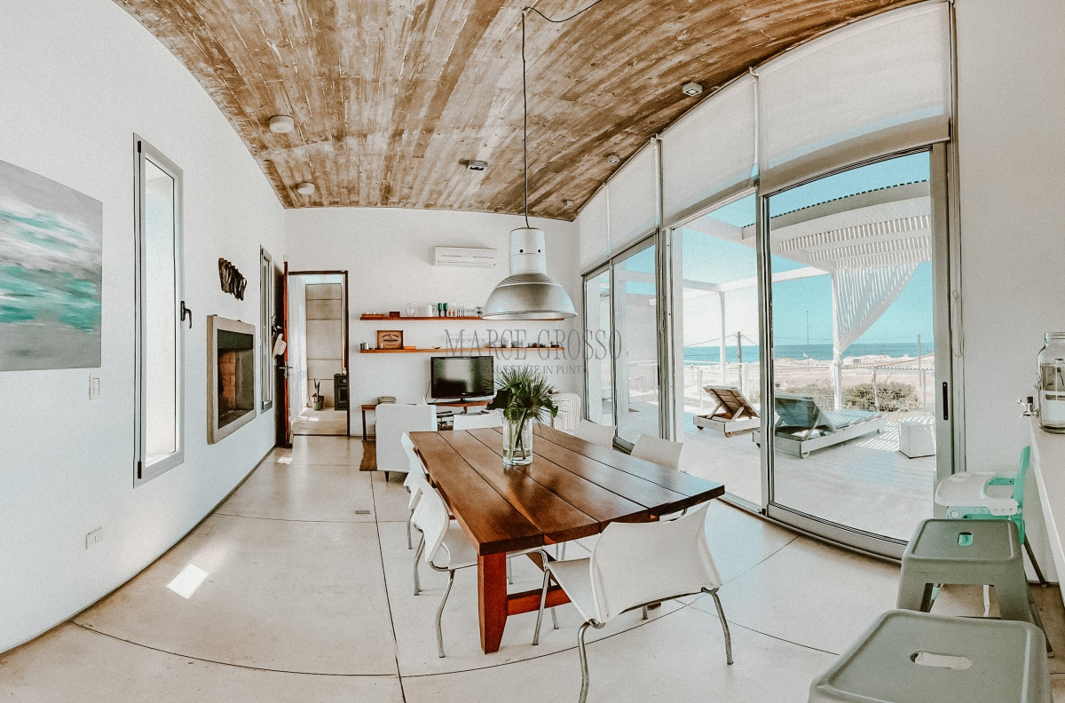 Casa ID.10 - CASA FRENTE AL MAR EN EL CHORRO EN VENTA