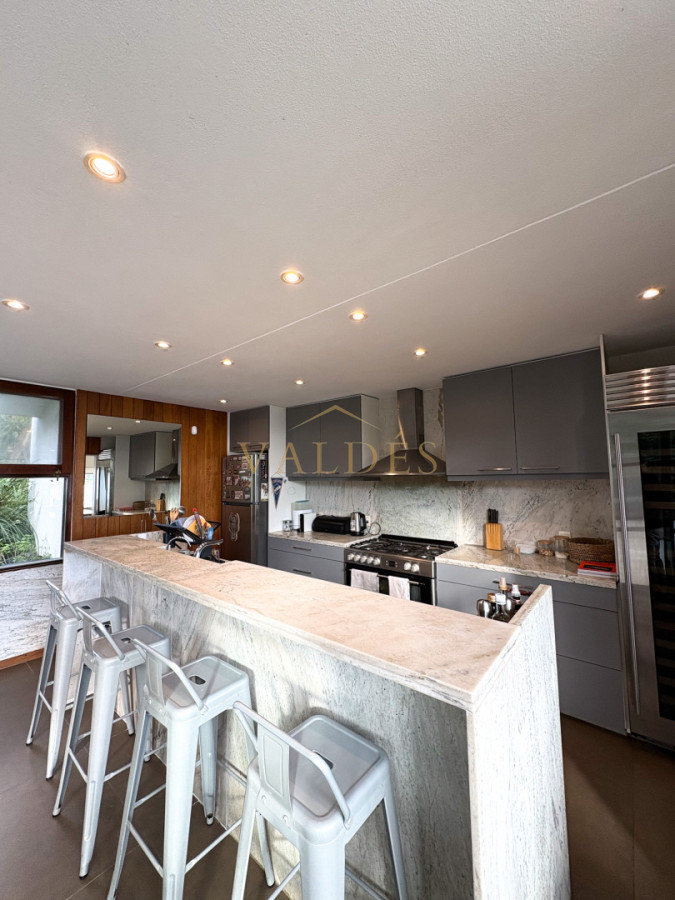 Casa ID.5345 - CASA EN VENTA PRIMERA LINEA AL ARROYO DE LA BARRA