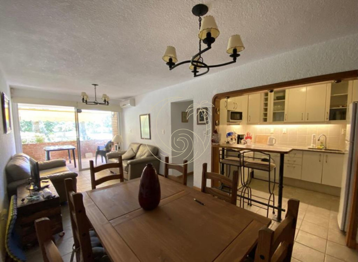 Apartamento ID.21091892 - Apartamento de 2 dormitorios y 2 baños en Arcobaleno