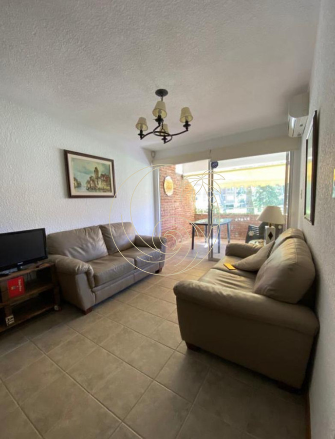 Apartamento ID.21091892 - Apartamento de 2 dormitorios y 2 baños en Arcobaleno