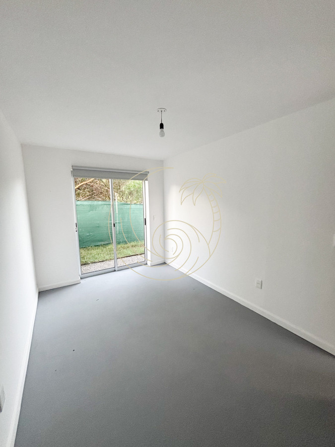 Apartamento ID.21092904 - Apartamento en VENTA en Jardines de Lussich, Maldonado. OPORTUNIDAD, con posibilidad de financiación propia
