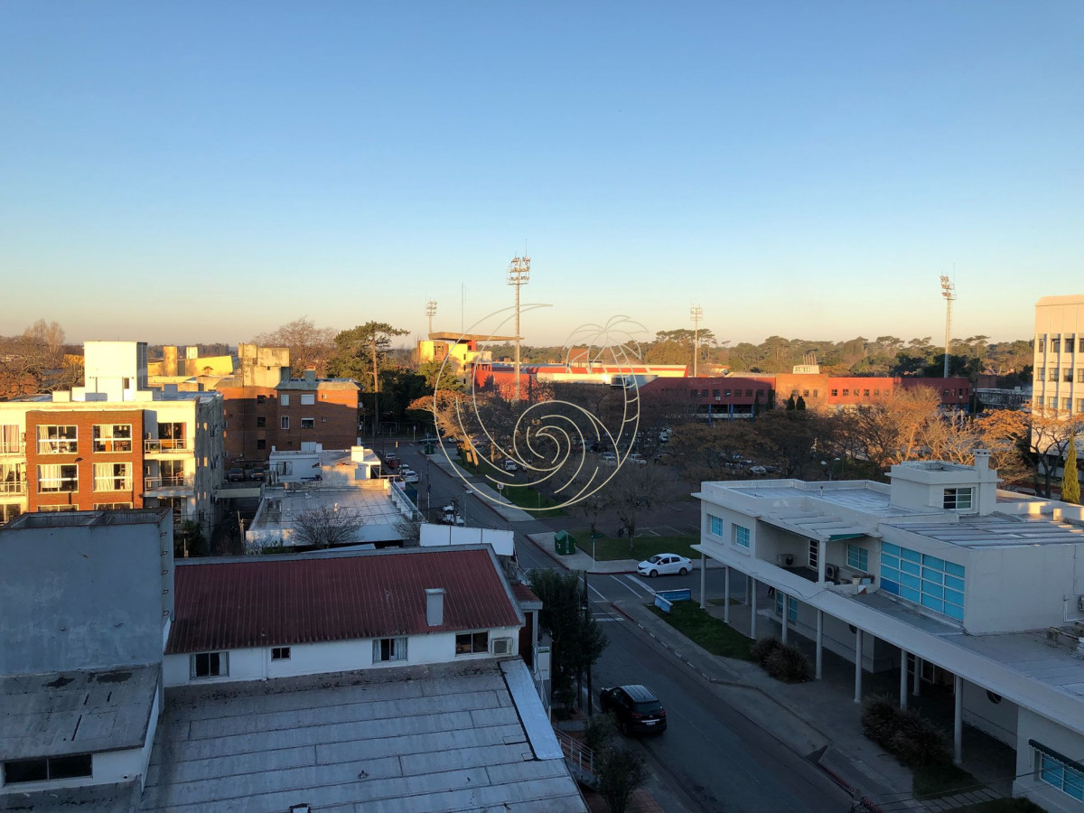 Apartamento ID.211193 - Apto en venta de 3 dormitorios en Maldonado